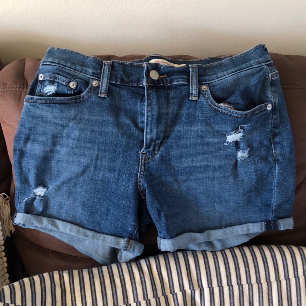 Levi’s shorts